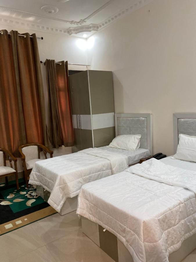 Hotel S.R Plaza Khurja Exterior foto