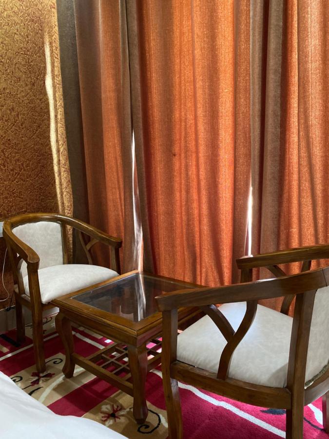 Hotel S.R Plaza Khurja Exterior foto